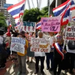 Ribuan Demonstran Tuntut PM Thailand Mundur: Gelombang Protes Besar di Negeri Gajah Putih