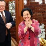 Megawati Berkunjung ke China