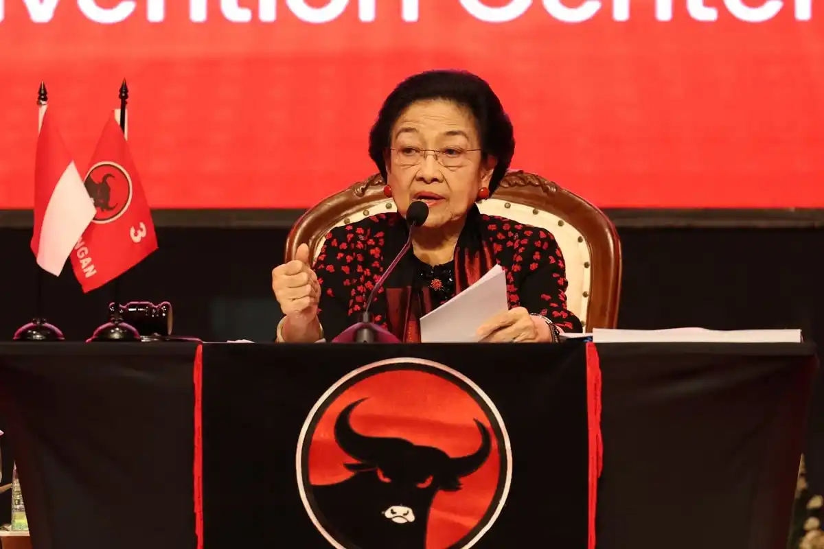 Pengukuhan ketua umum PDI-P