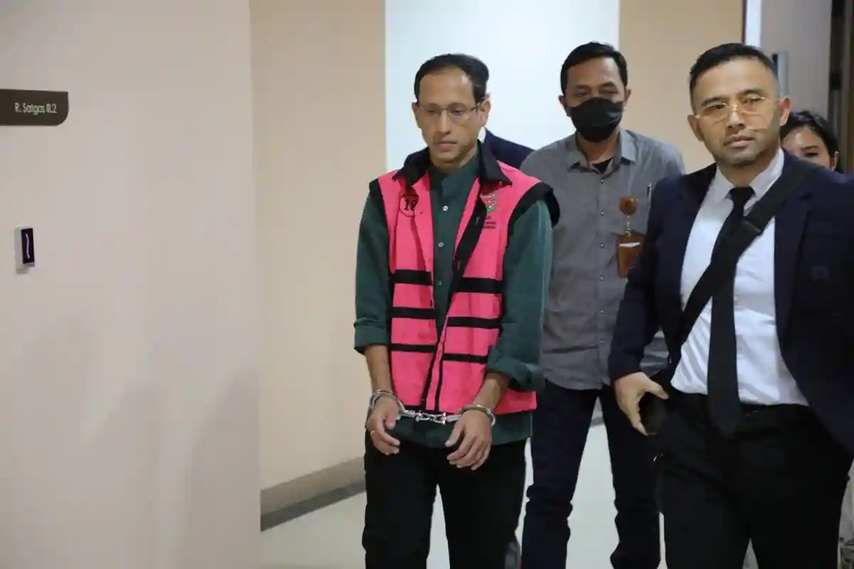 Dugaan Korupsi Nadiem, Hotman Minta Bantuan Prabowo