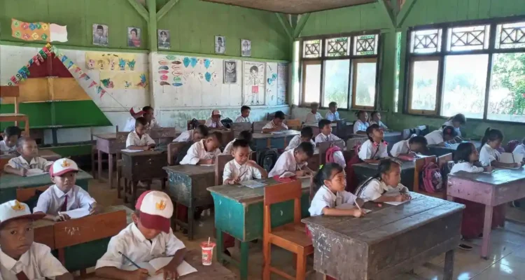 Kebijakan Pendidikan 2025 untuk Sekolah di Wilayah Terpencil