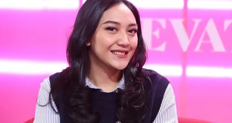 Putri Tanjung Kisah Perjalanan Kreatif, Bisnis, dan Pengaruhnya pada Generasi Muda