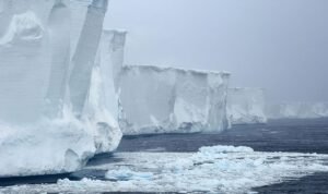 Pencairan Es Kutub