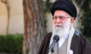 Ali Khamenei, Ulama Revolusioner yang Membentuk Arah Politik Iran Modern