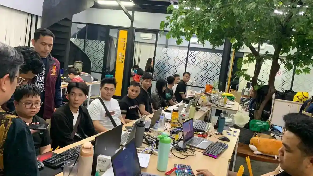 Pengungkapan markas judol di Jakarta Barat kembali membuka mata publik tentang bagaimana kejahatan digital dapat beroperasi